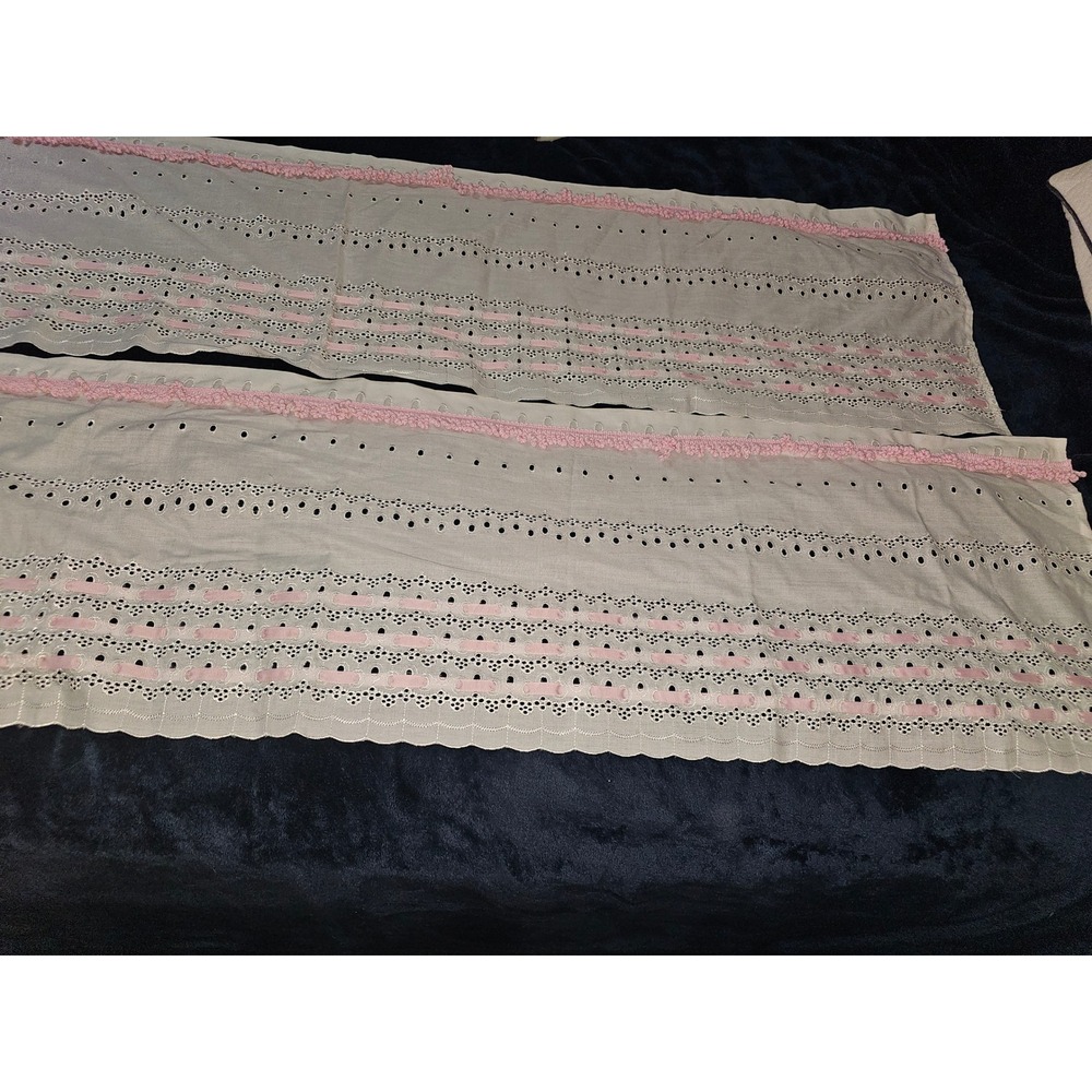 Vintage eyelet lace curtain valance pink and white lace girl room cute